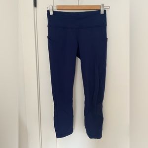 Lulululemon navy 3/4 pants